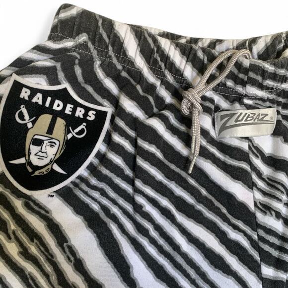 Vintage 90s Zubaz Zebra Print NFL Oakland Raiders Unisex -Pink Label-Size XL - Picture 2 of 9